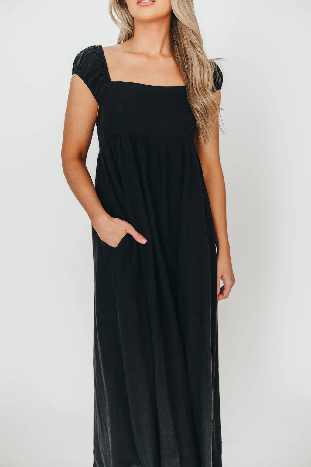 Novella Maxi Dress in Black -100% Linen Bump Friendly - Fashionser