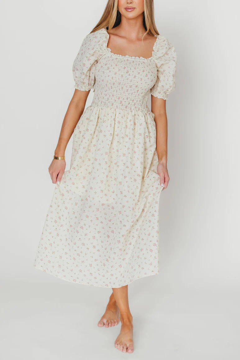 Kinsley Ditsy Floral Smocked Midi Dress in Pink - Fashionser
