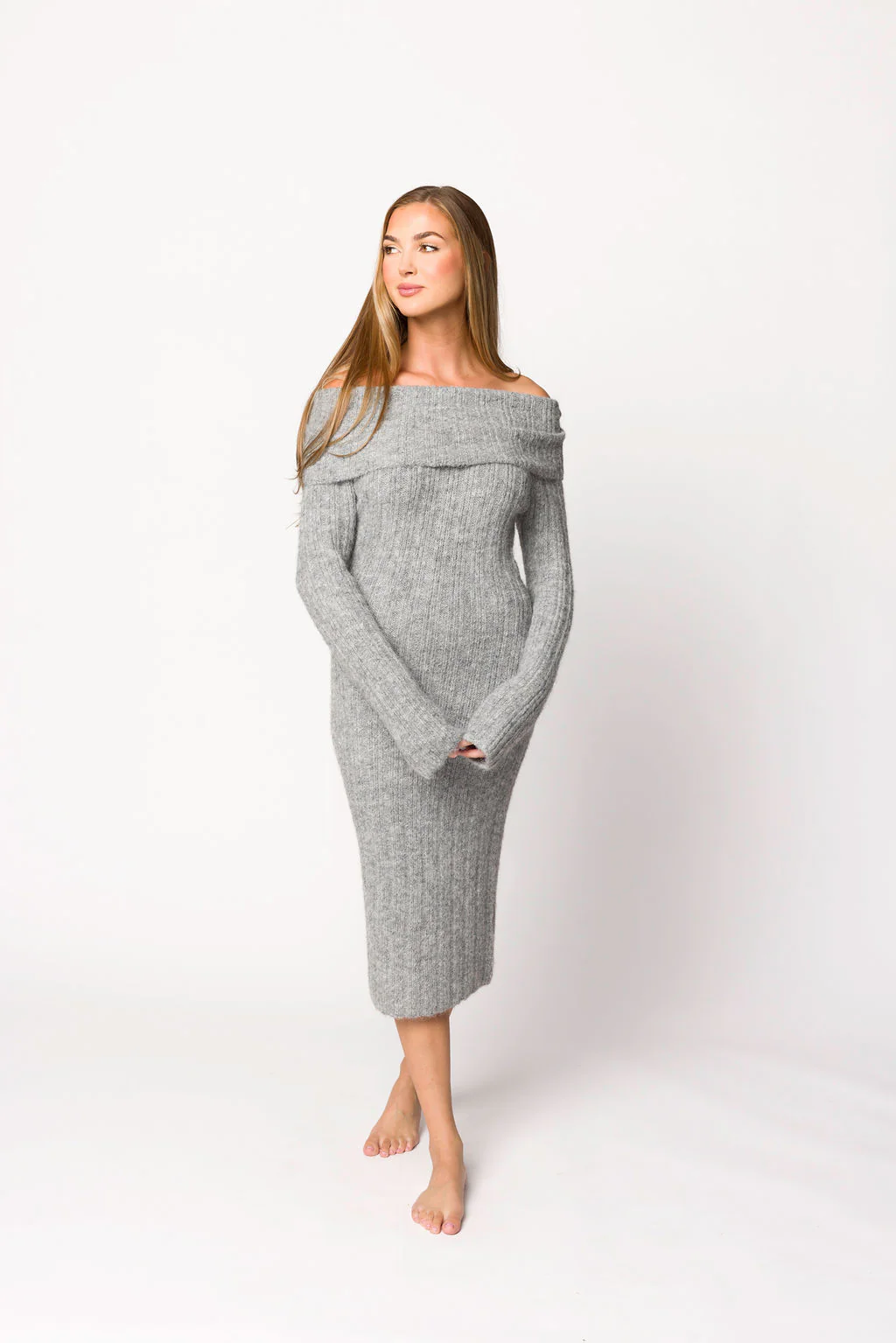 Beth Off-the-Shoulder Sweater Midi Dress in Heather Grey - Fashionser