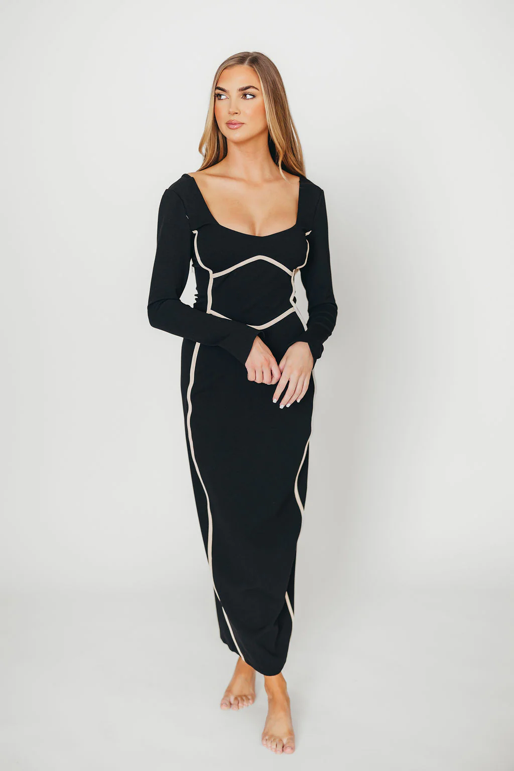 Shana Bodycon Midi Dress with Piping Trim in Black - Fashionser