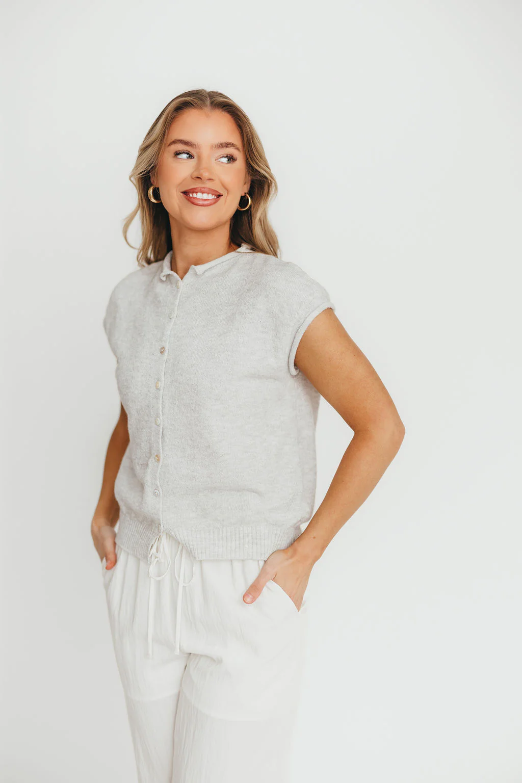 Wrenley Sweater Vest Cardigan in Light Grey - Fashionser