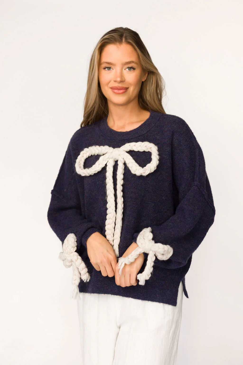 Clara Oversized Pullover Sweater in Navy - Fashionser