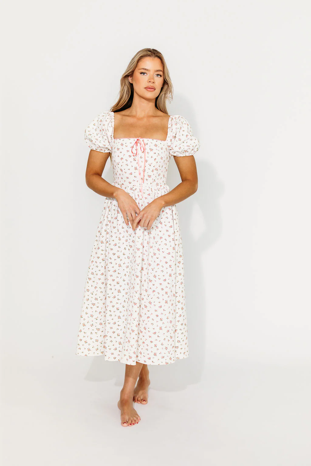 Charlotte Cotton Puff Sleeve Midi Dress in Cream/Pink Floral - Fashionser