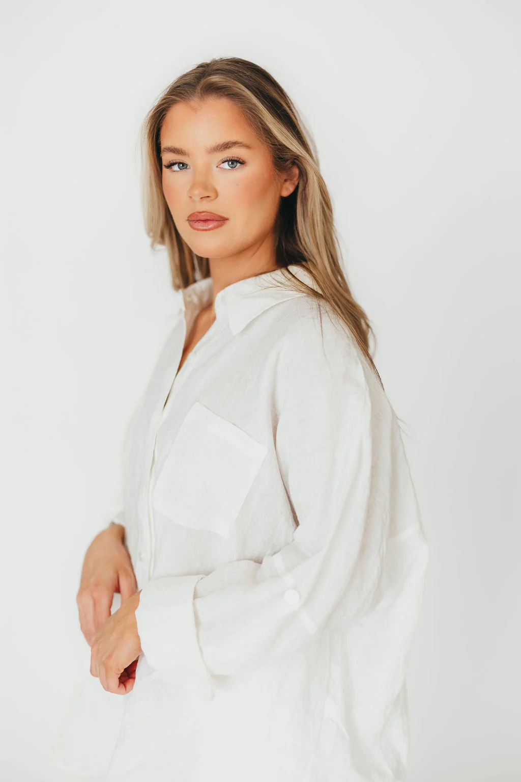 Peyton Button Down Shirt in Off-White - Fashionser