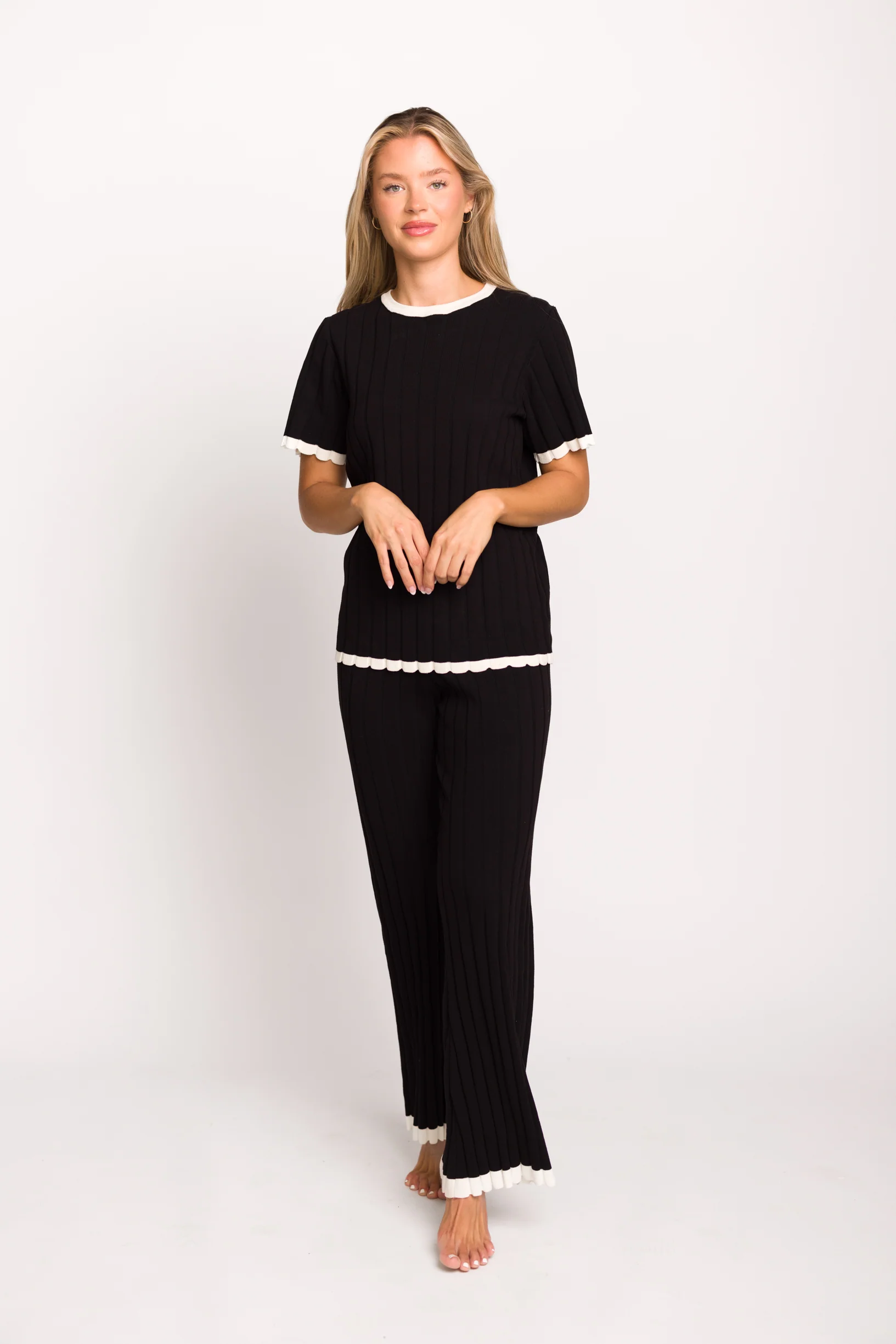 Adele Ribbed Knit Top and Pants Set in Black - Fashionser