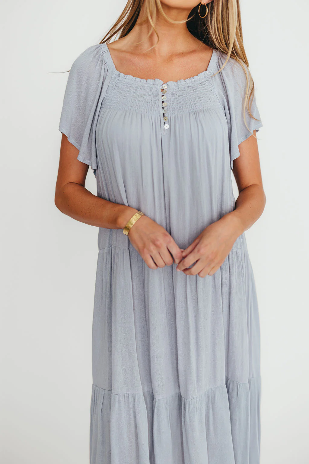 Eloise Flutter Sleeve Midi Dress in Slate - Fashionser