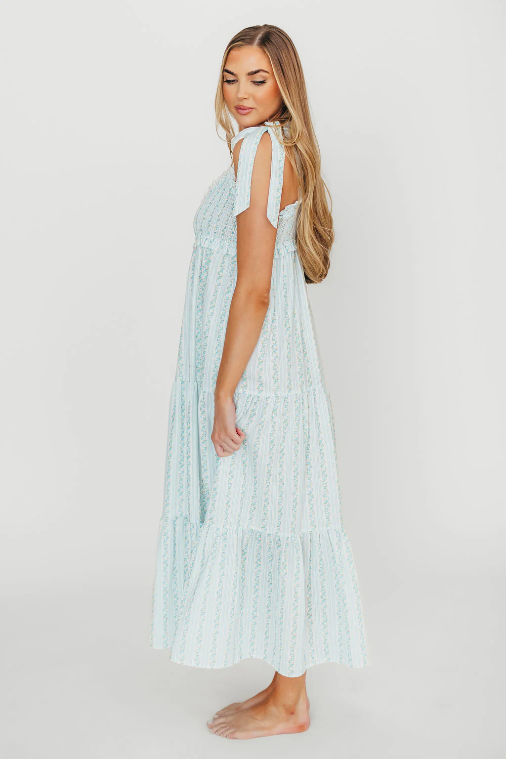 Vivienne Maxi Sundress in Ivory/Blue Floral - Fashionser