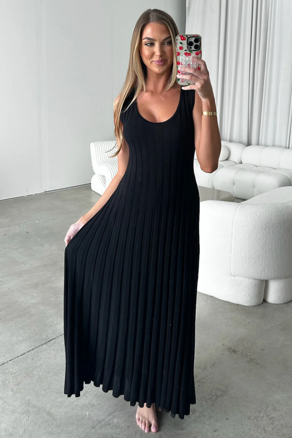 Bailey Ribbed Knit Maxi Dress in Black - Fashionser