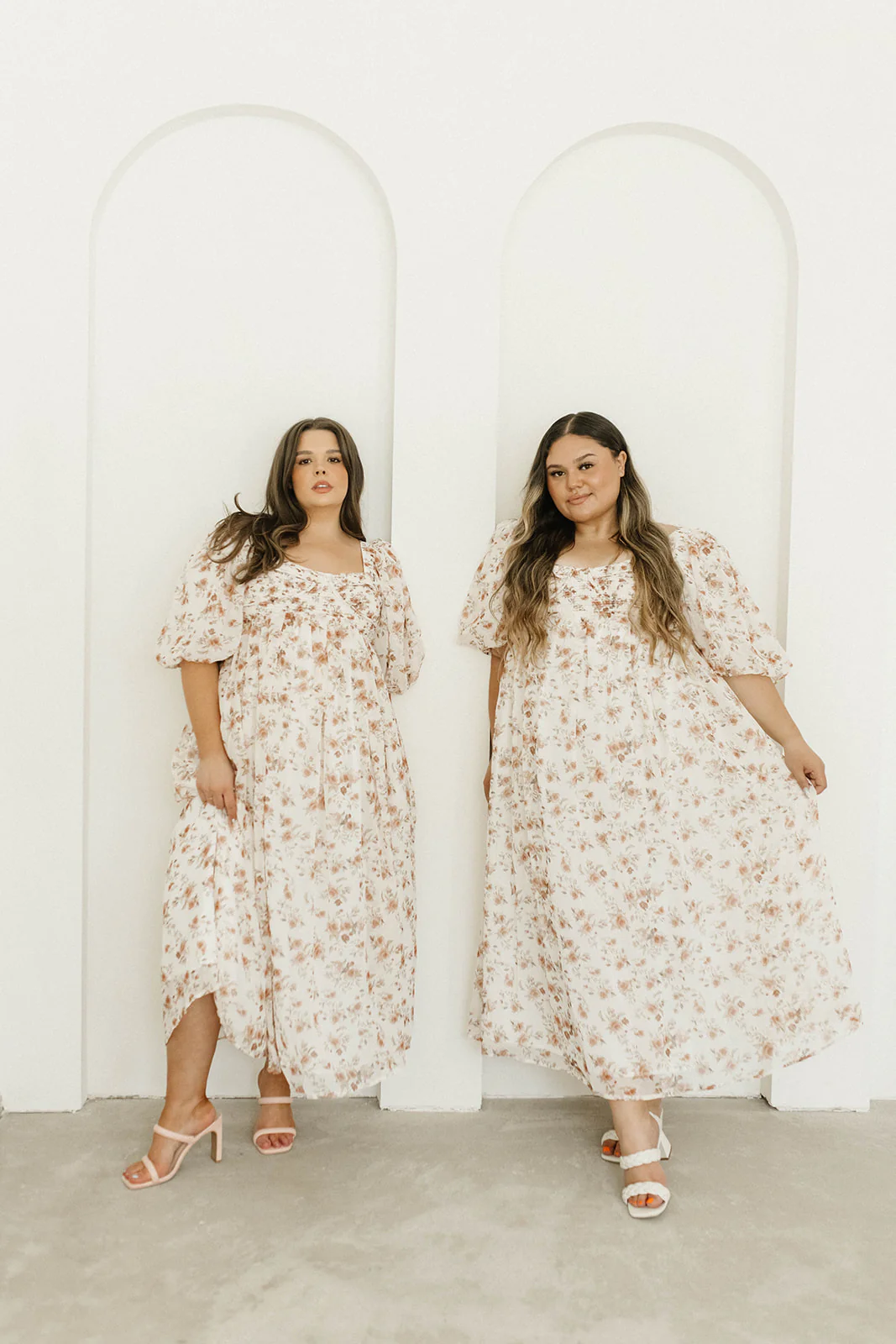 Harlow Maxi Dress in Ivory Floral - Bump Friendly & Inclusive Sizing (S-3XL) - Fashionser