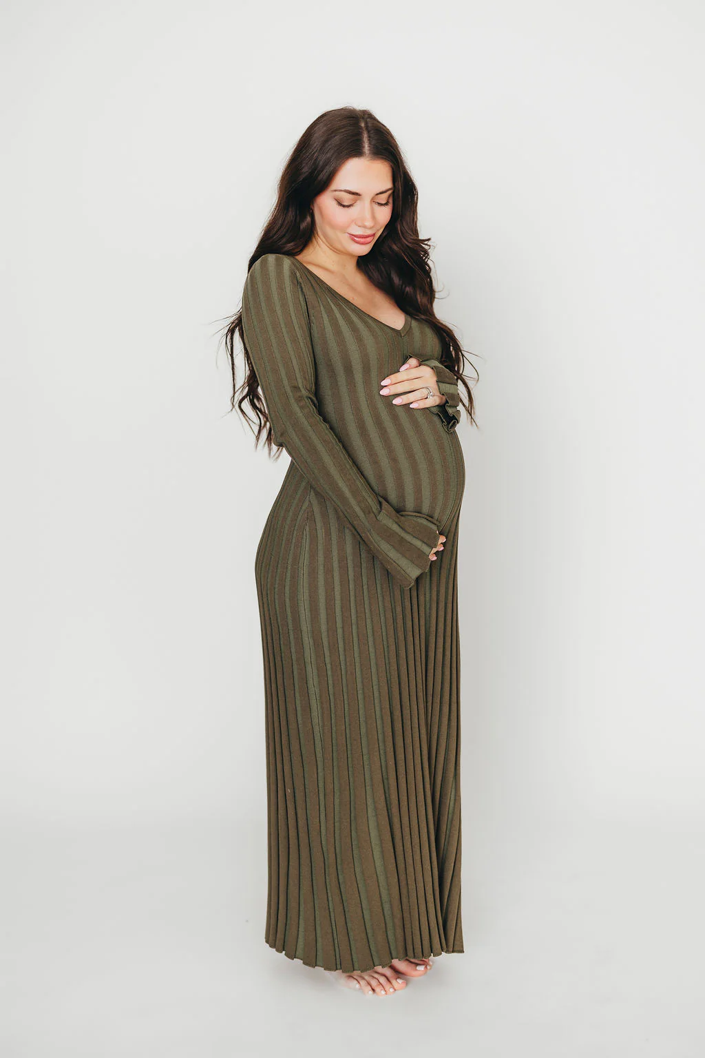 Hadley Long Sleeve V-Neck Knit Maxi Dress in Olive- Bump Friendly - Fashionser