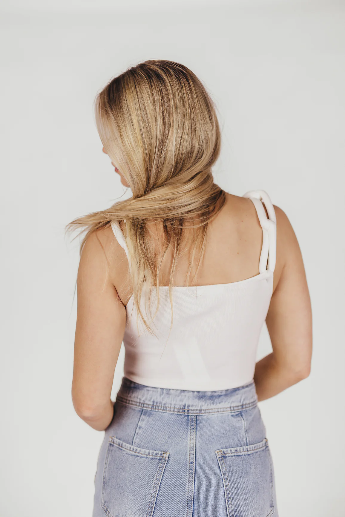 Finley Bodysuit with Chain Straps in Off-White - Fashionser