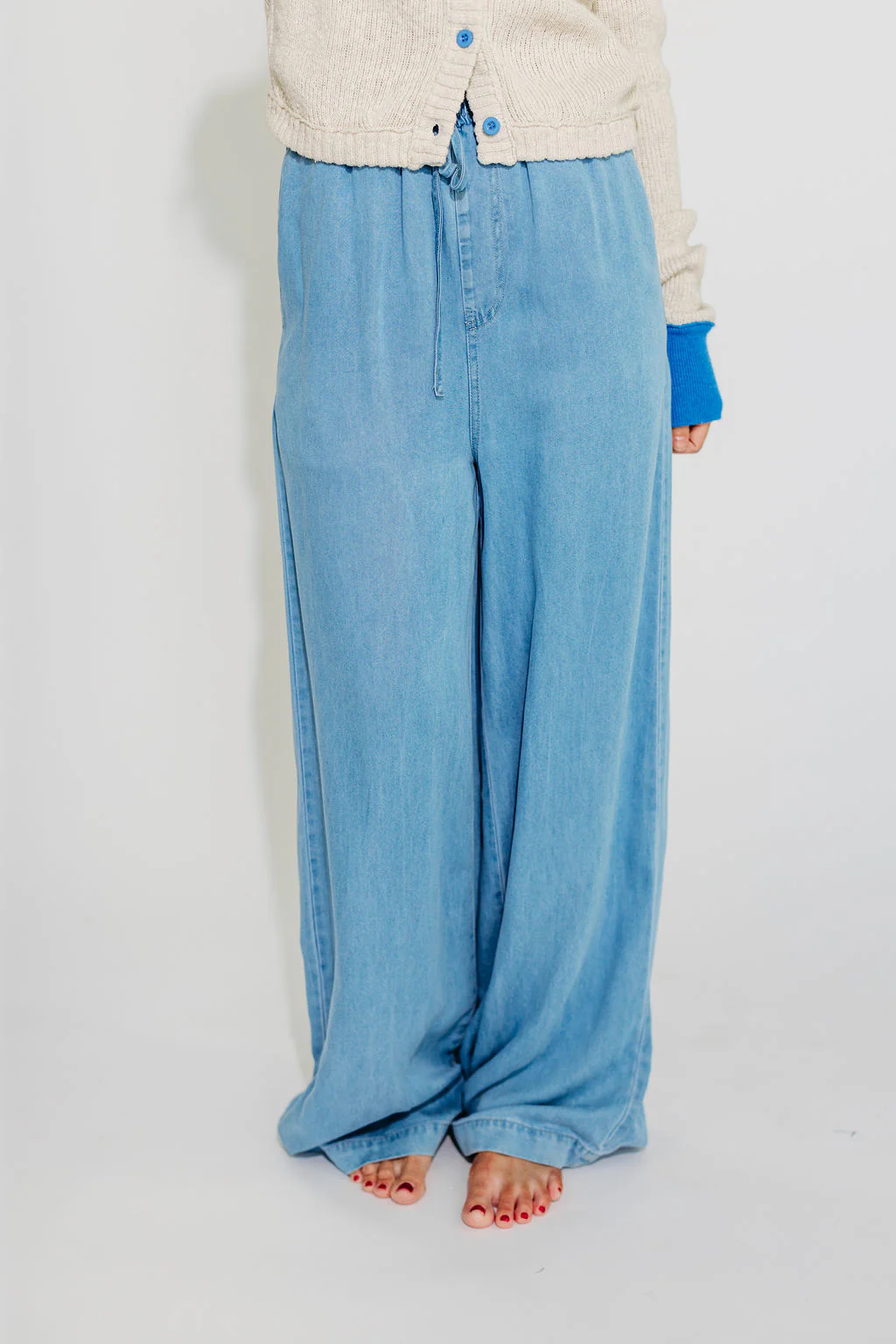 Andrea Elastic Waist Wide Leg Pants in Chambray - Fashionser