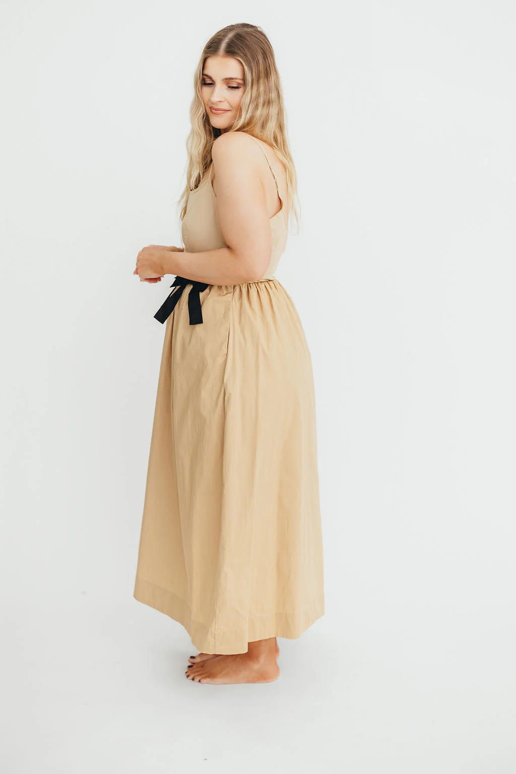 Celeste Square Neck Midi Dress with Bow Detail in Khaki - Fashionser