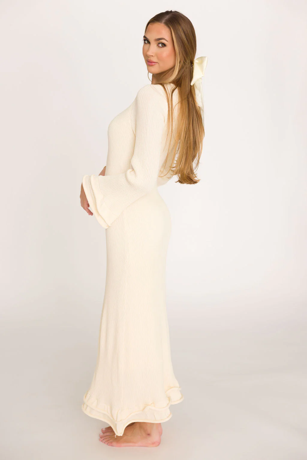Arlet Dress in Ivory - Bump Friendly - Fashionser