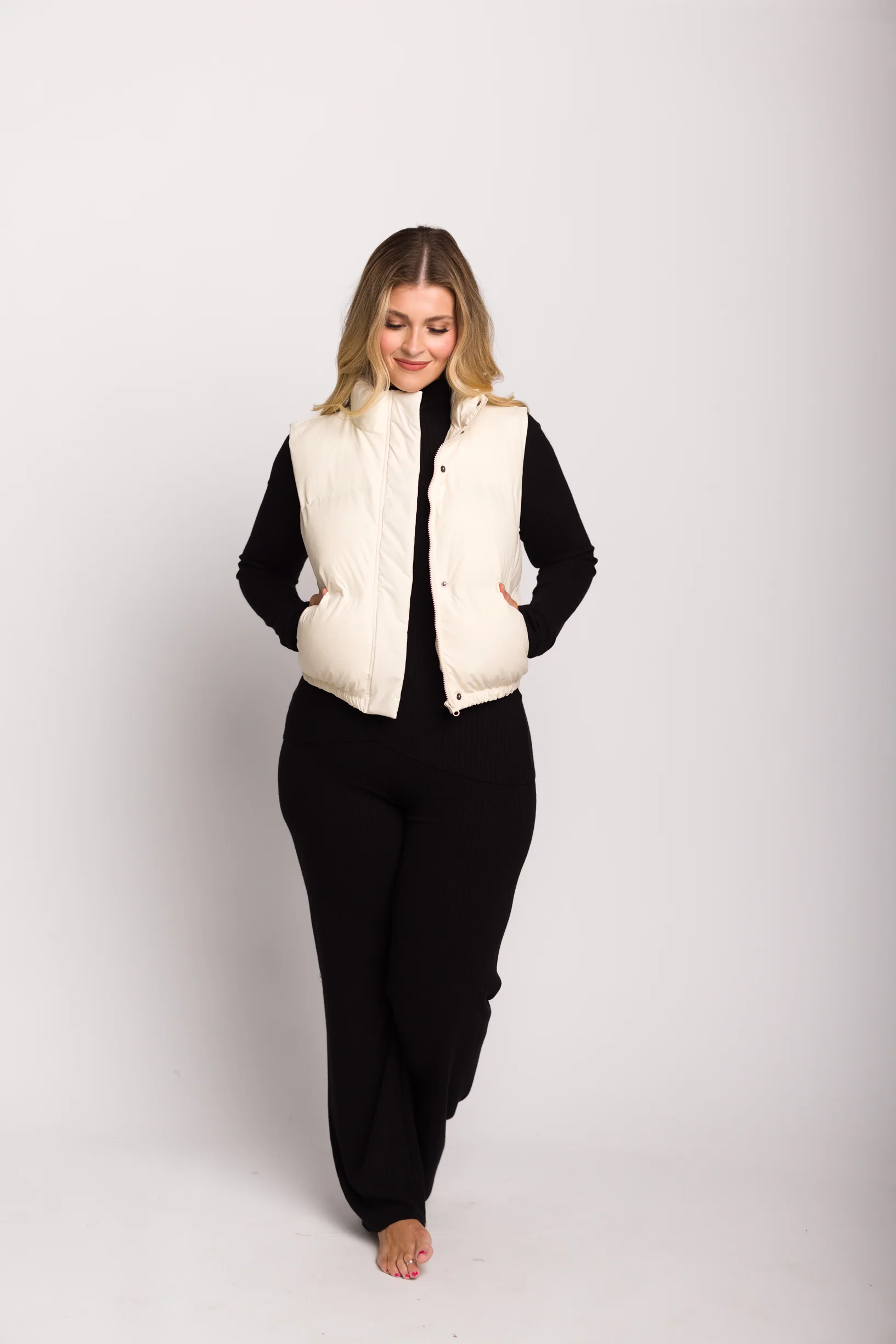 Aspen Vest in Cappuccino Foam - Fashionser
