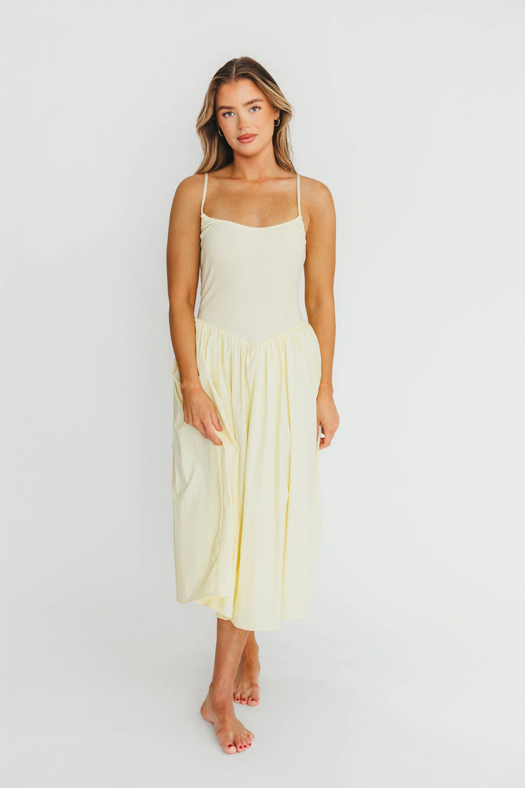 Lucy Midi Dress in Yellow - Fashionser