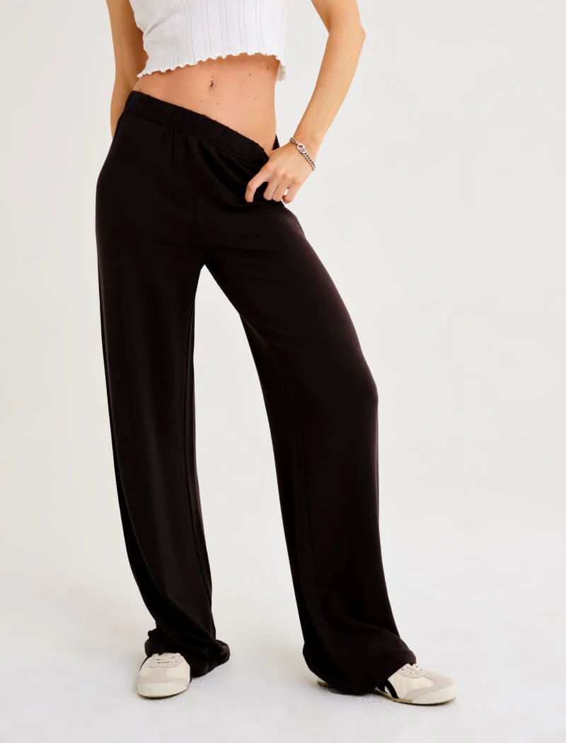 Be Mine Lounge Pant in Black - Fashionser