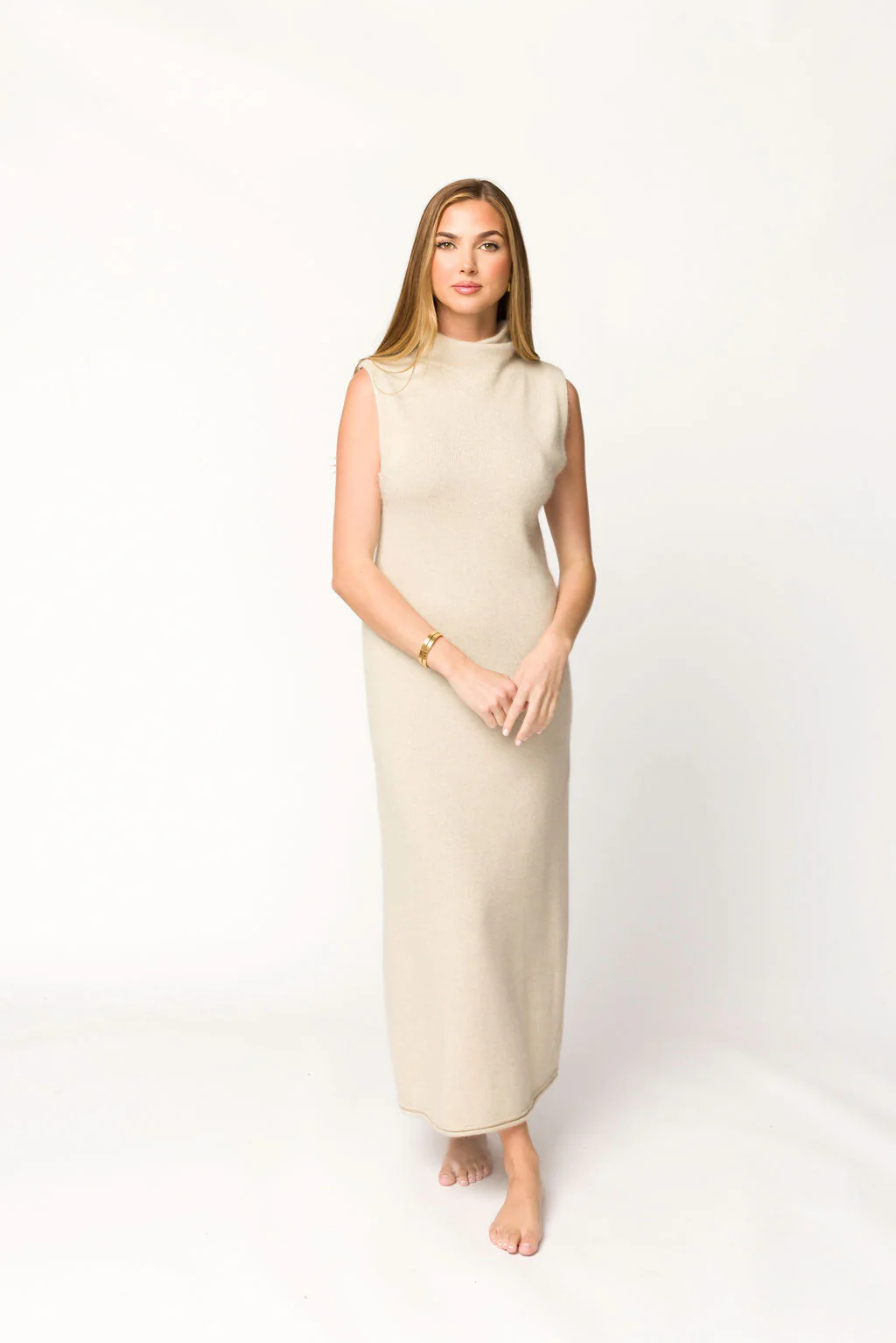 Quinn Turtleneck Maxi Dress in Beige - Fashionser