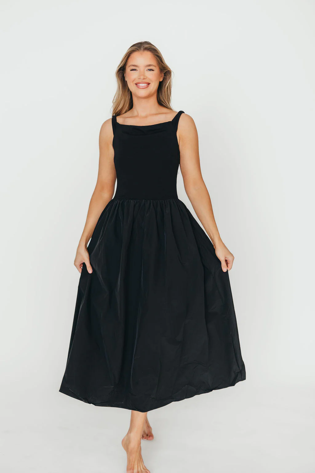 Bethany Off-Shoulder Midi Dress in Black - Fashionser