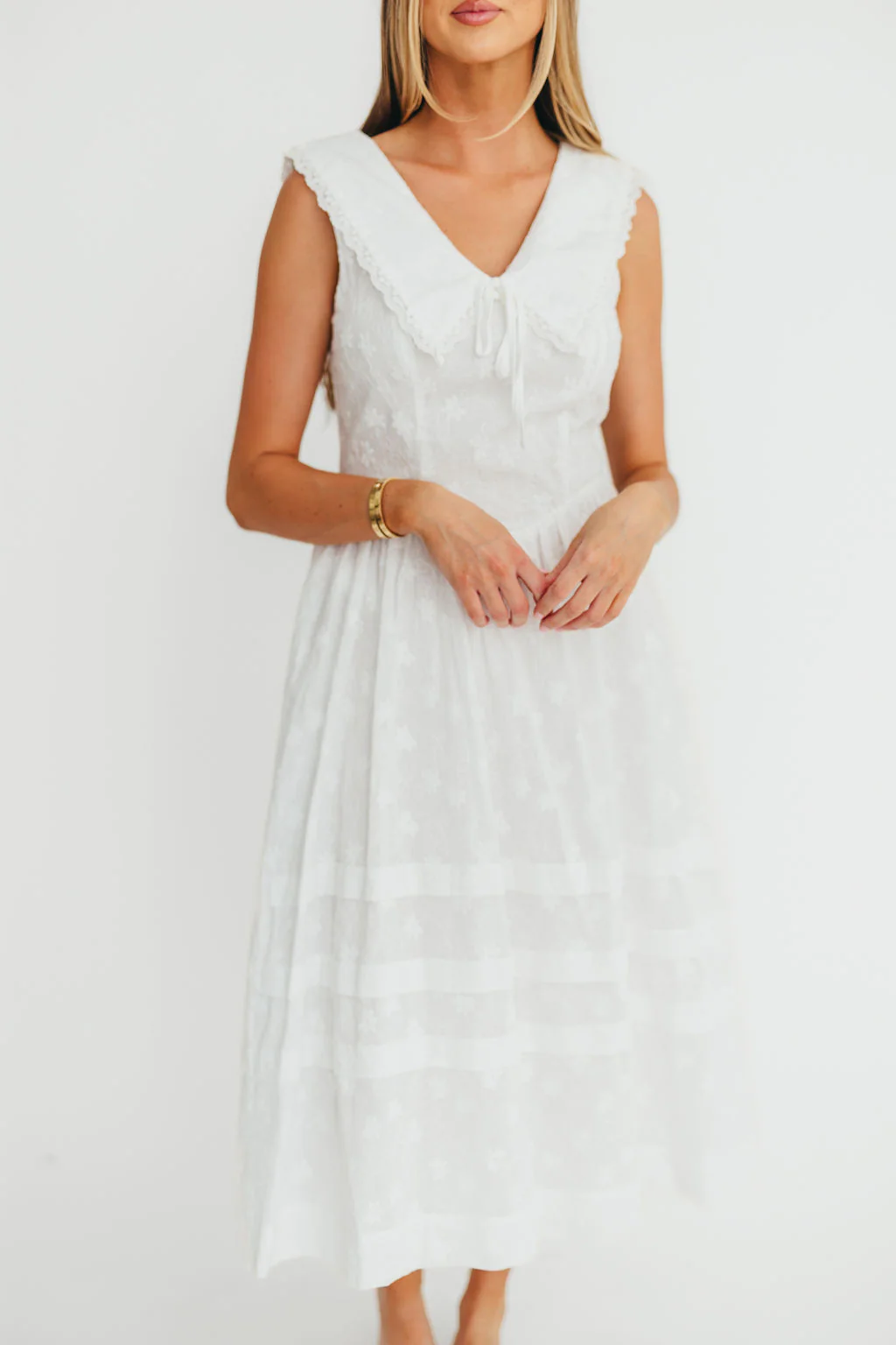 Elaine 100% Cotton Embroidered Midi Dress in White Floral - Fashionser