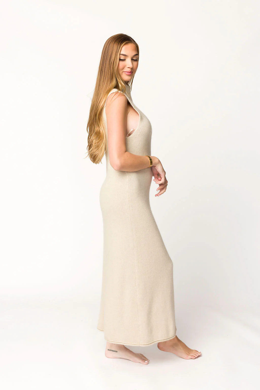 Quinn Turtleneck Maxi Dress in Beige - Fashionser
