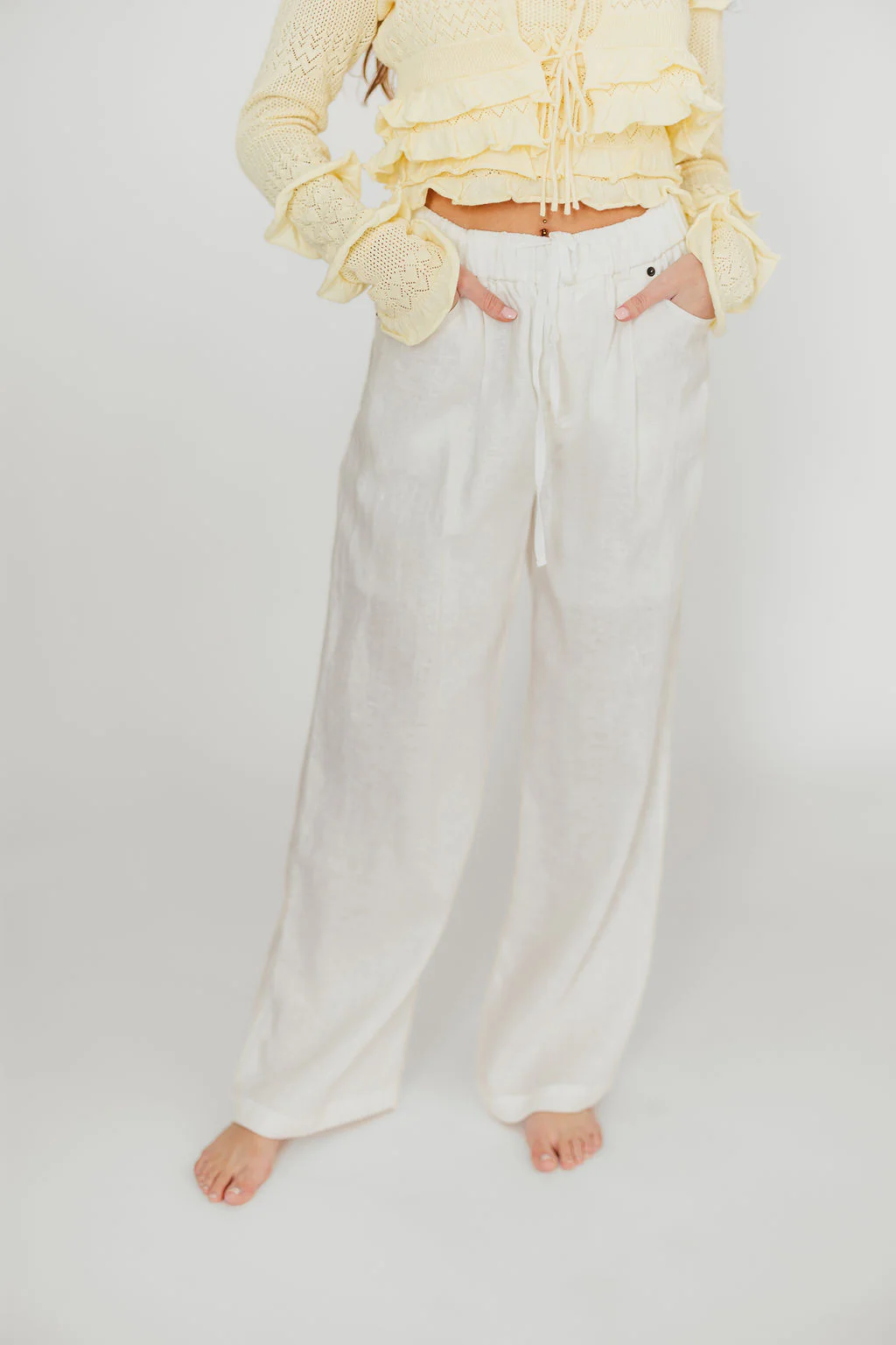 Jeanette 100% Linen Pants in White - Fashionser