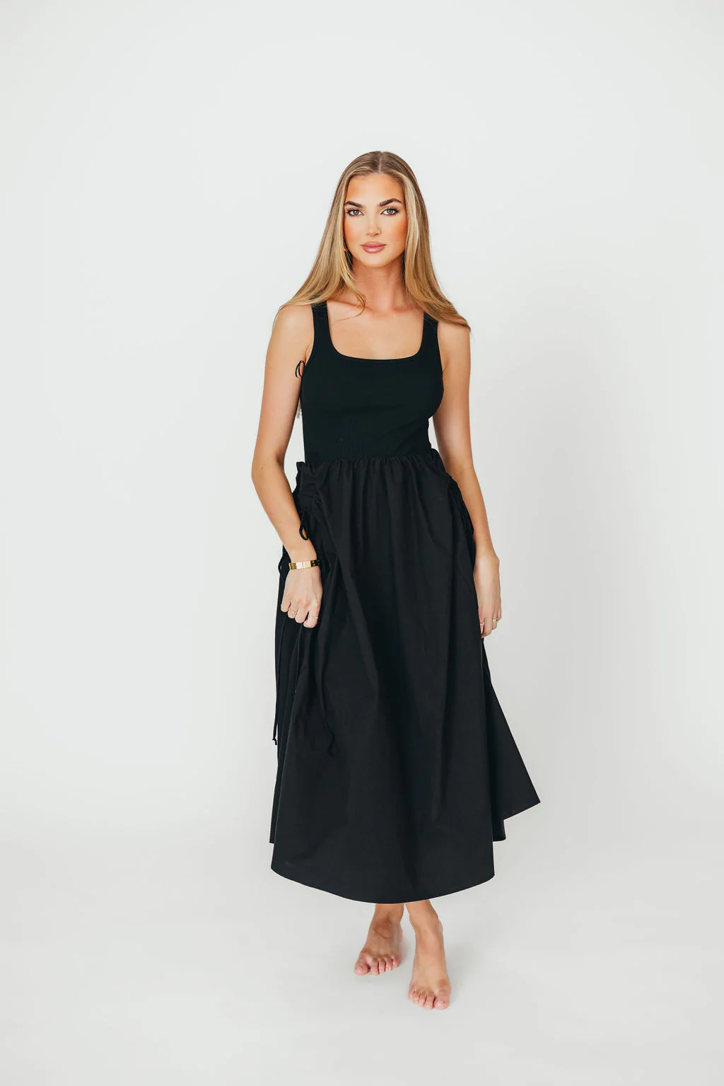 Lucca Midi Dress in Black - Fashionser