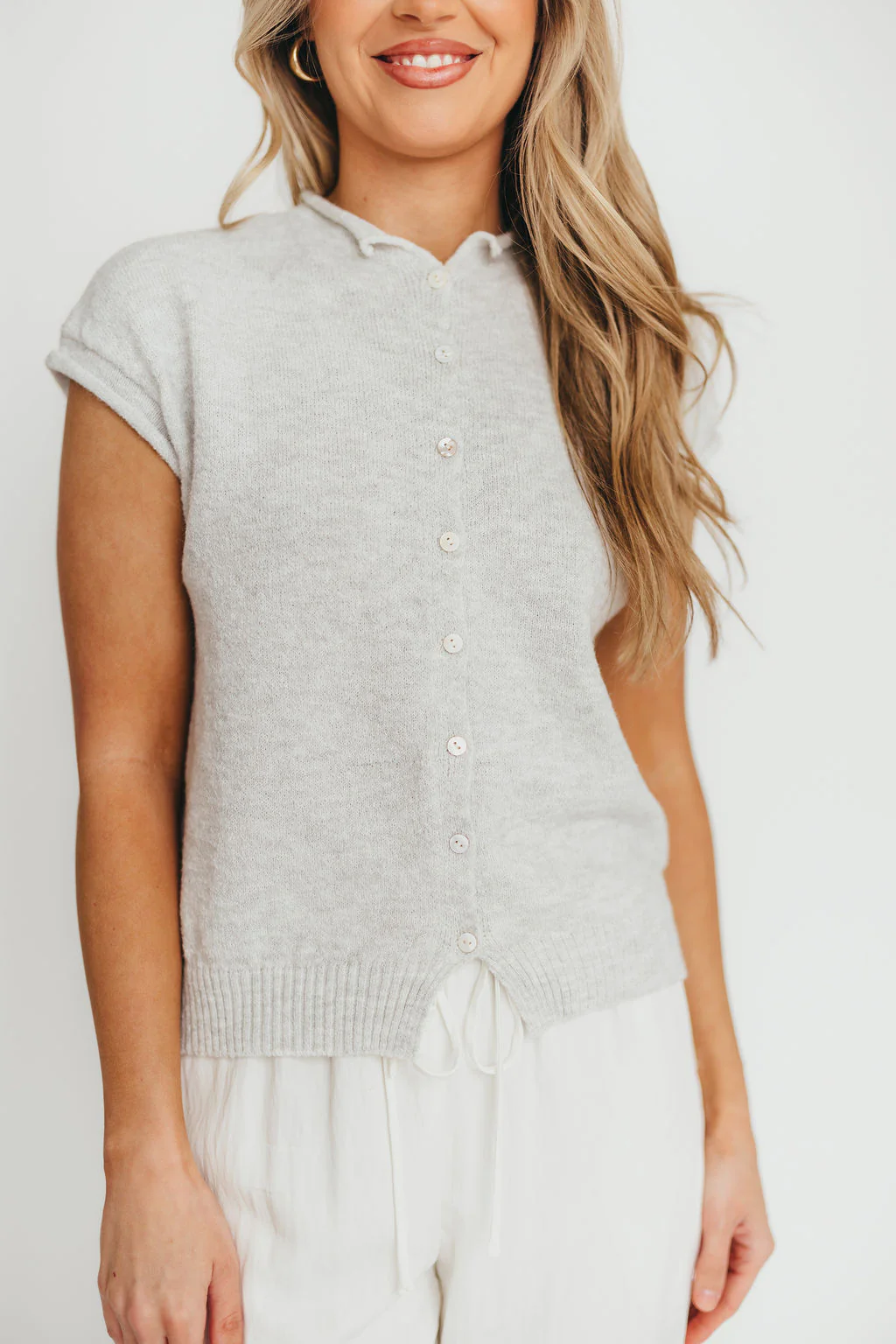 Wrenley Sweater Vest Cardigan in Light Grey - Fashionser