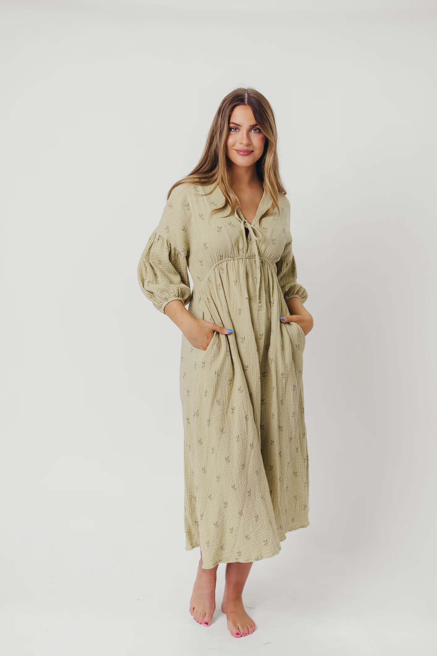 Hunter 100% Cotton Gauze Midi Dress in Thyme/Sage Foliage - Bump Friendly and Inclusive Sizing (Restocking in April) - Fashionser
