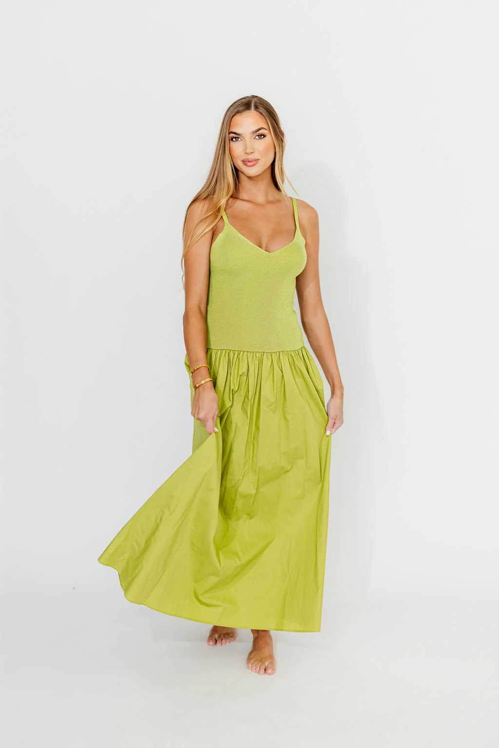 Gaby V-Neck Sleeveless Mixed Media Midi Dress in Green - Fashionser