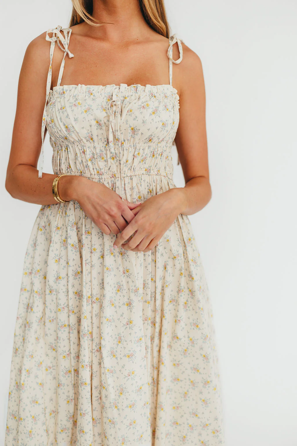 Lila Ruched Floral Maxi Dress in Vintage Cream - Fashionser