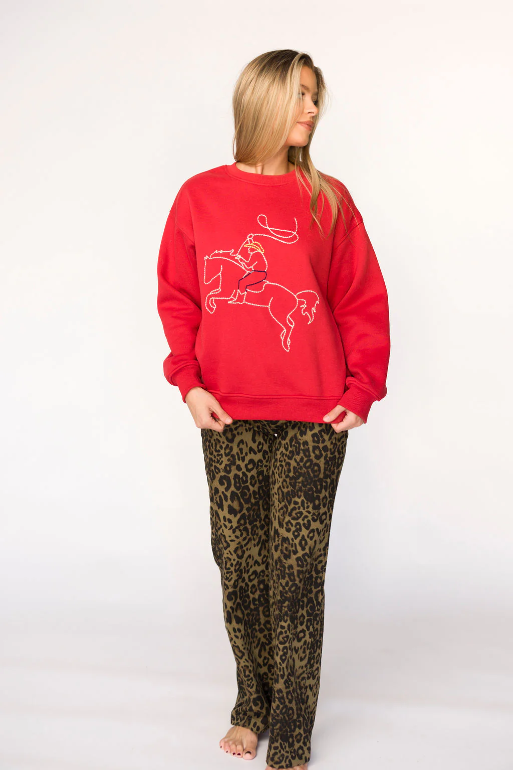 Rodeo Embroidered Pullover in Cherry - Fashionser