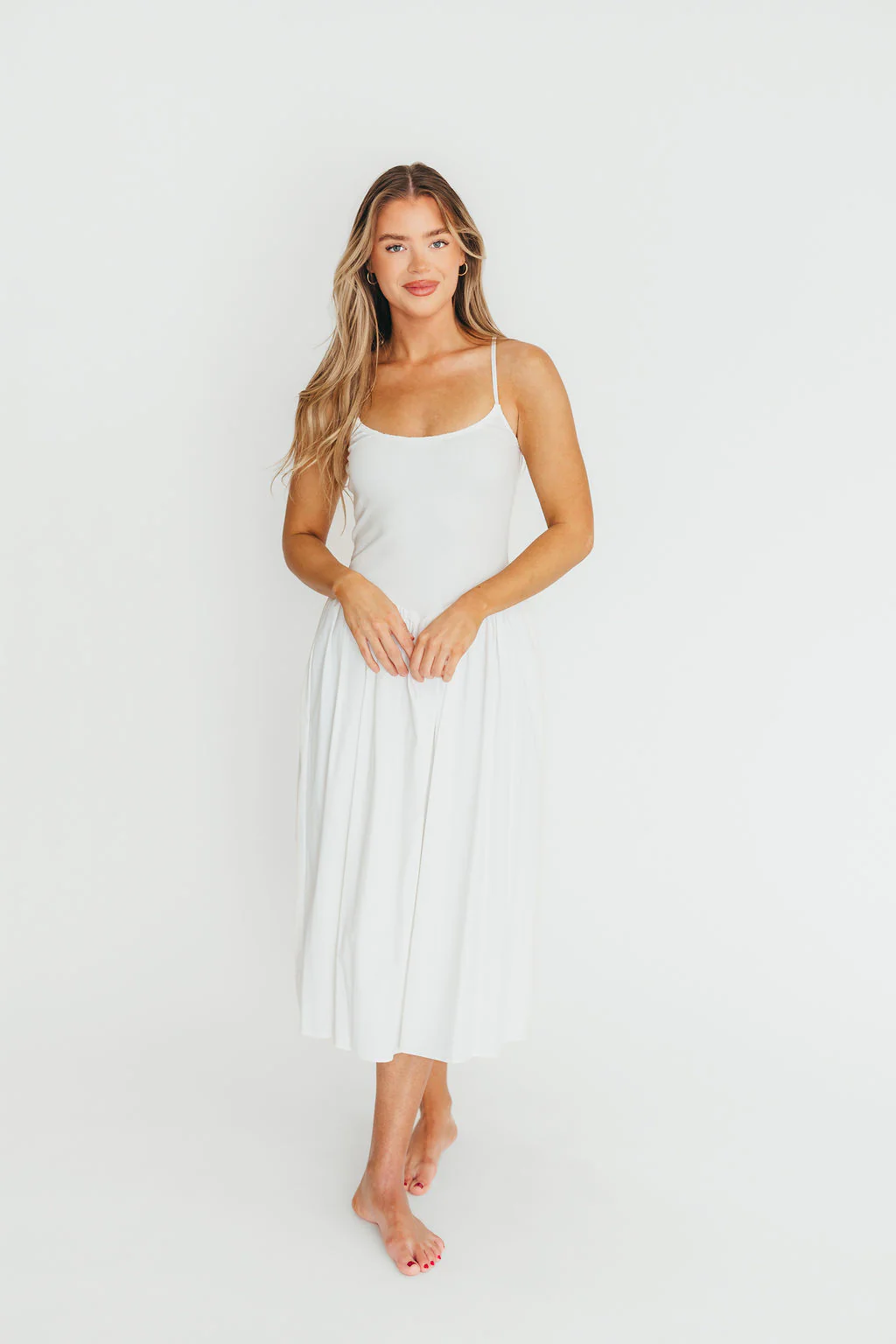 Lucy Midi Dress in White - Fashionser