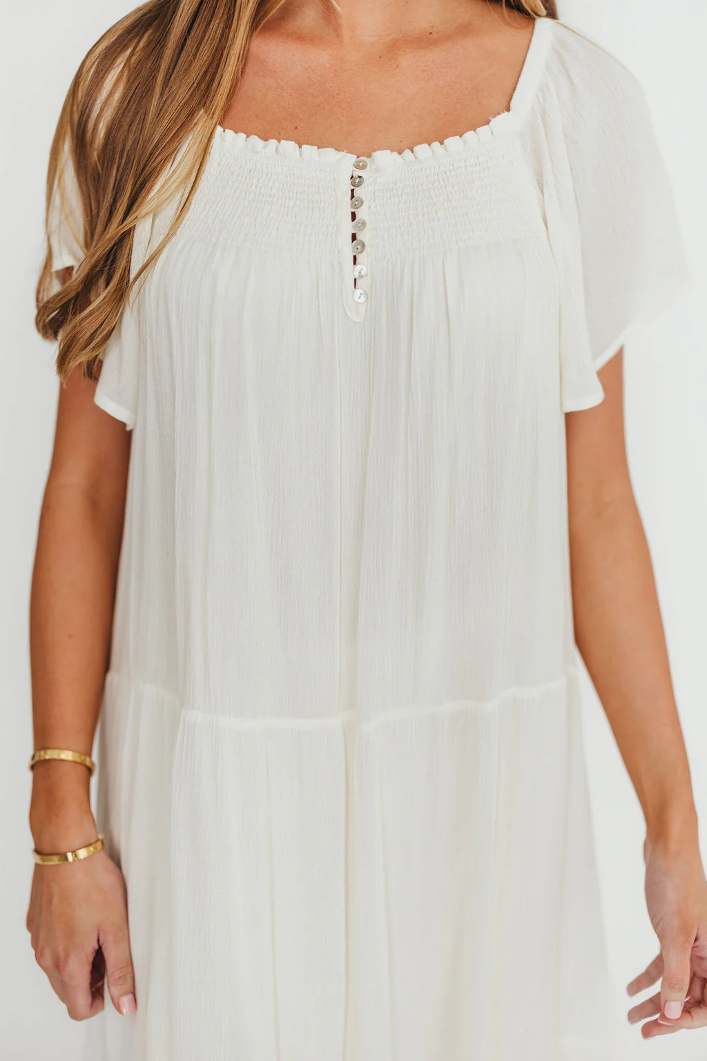 Eloise Flutter Sleeve Midi Dress in Off-White - Fashionser