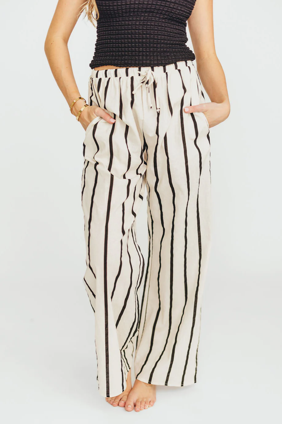 Kelsea Woven Pants in Cream/Black - Fashionser