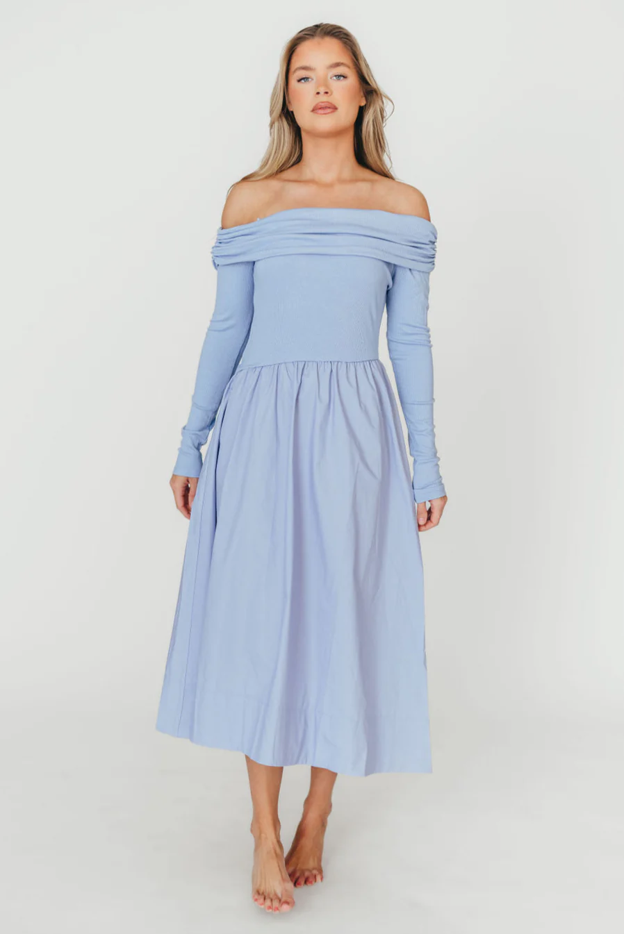 Francis Long Sleeve Off-Shoulder Midi Dress in Blue - Fashionser