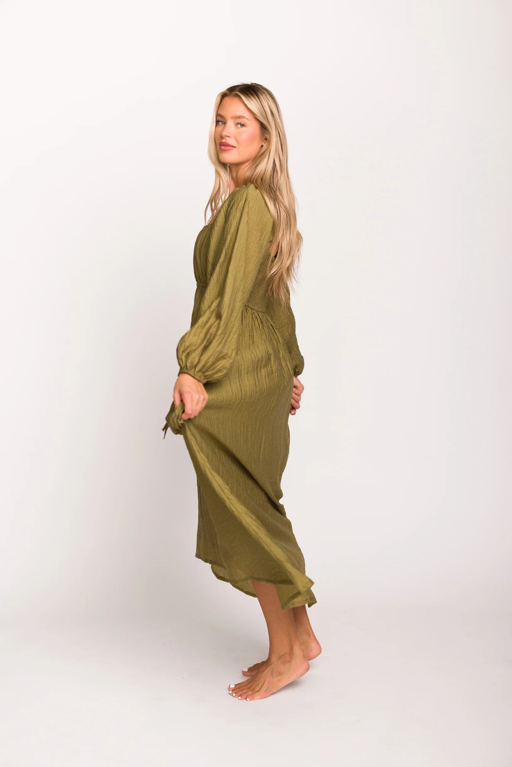 Ariana Long Sleeved Maxi Dress with Slouchy Pocket in Olive - Fashionser