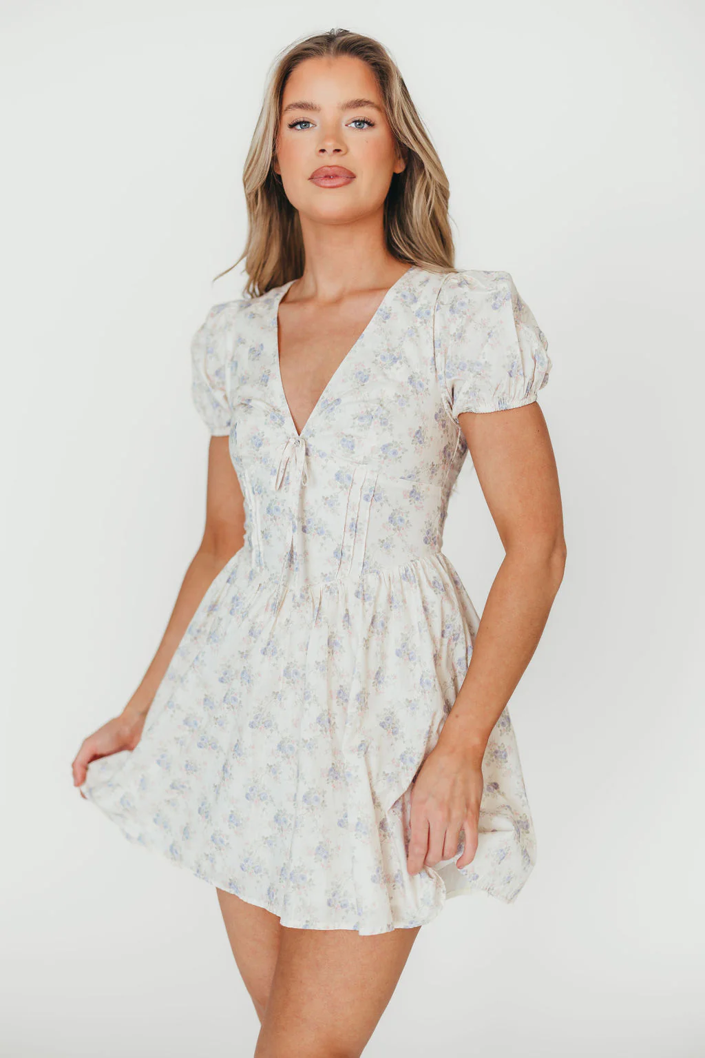 Veronica Mini Dress in Cream/Lilac Floral - Fashionser