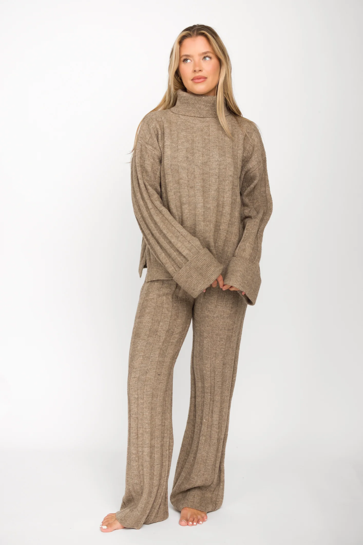 Kai Thick Ribbed Knit Two Piece Sweater Set in Taupe - Fashionser