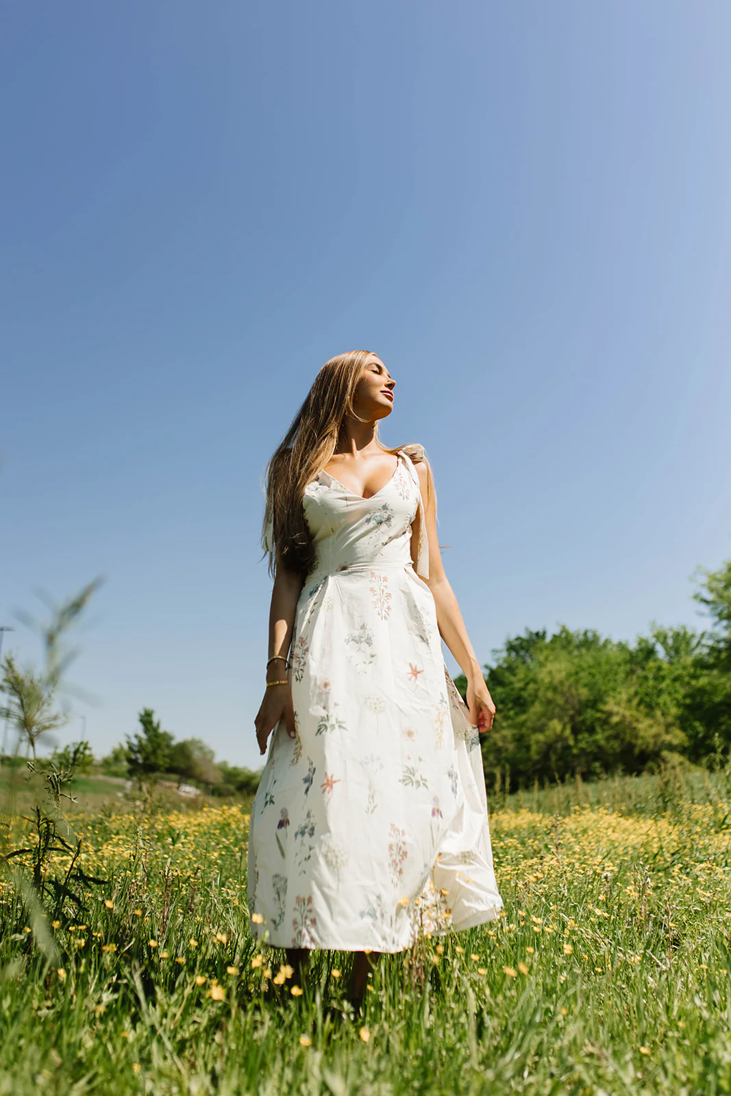 Fawna Floral Midi Dress in Cream - Fashionser