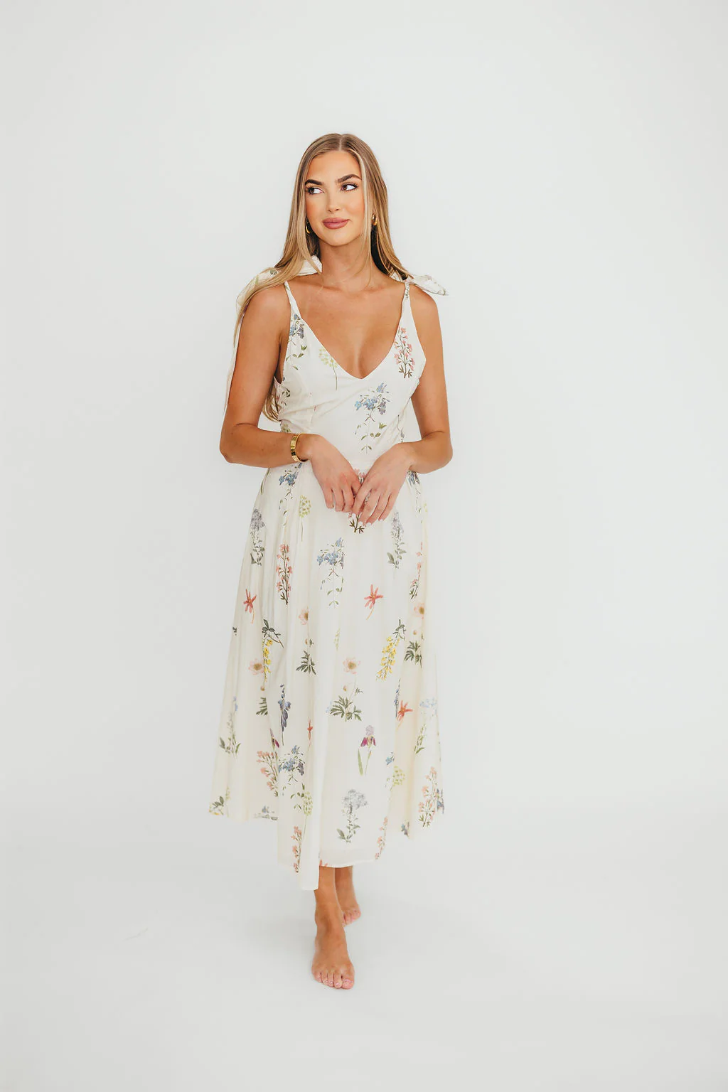 Fawna Floral Midi Dress in Cream - Fashionser