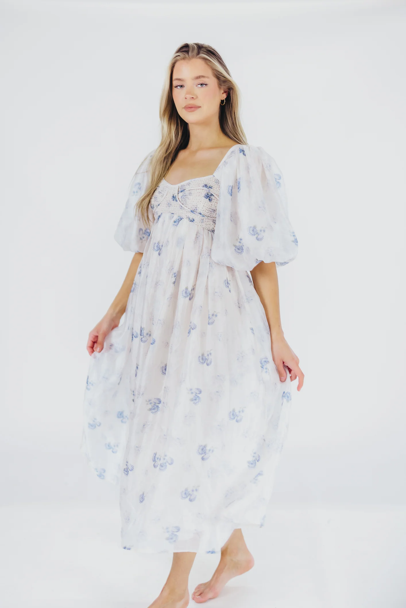 Harlow Maxi Dress in Muted Blue Floral - Bump Friendly & Inclusive Sizing (S-3XL) - Fashionser