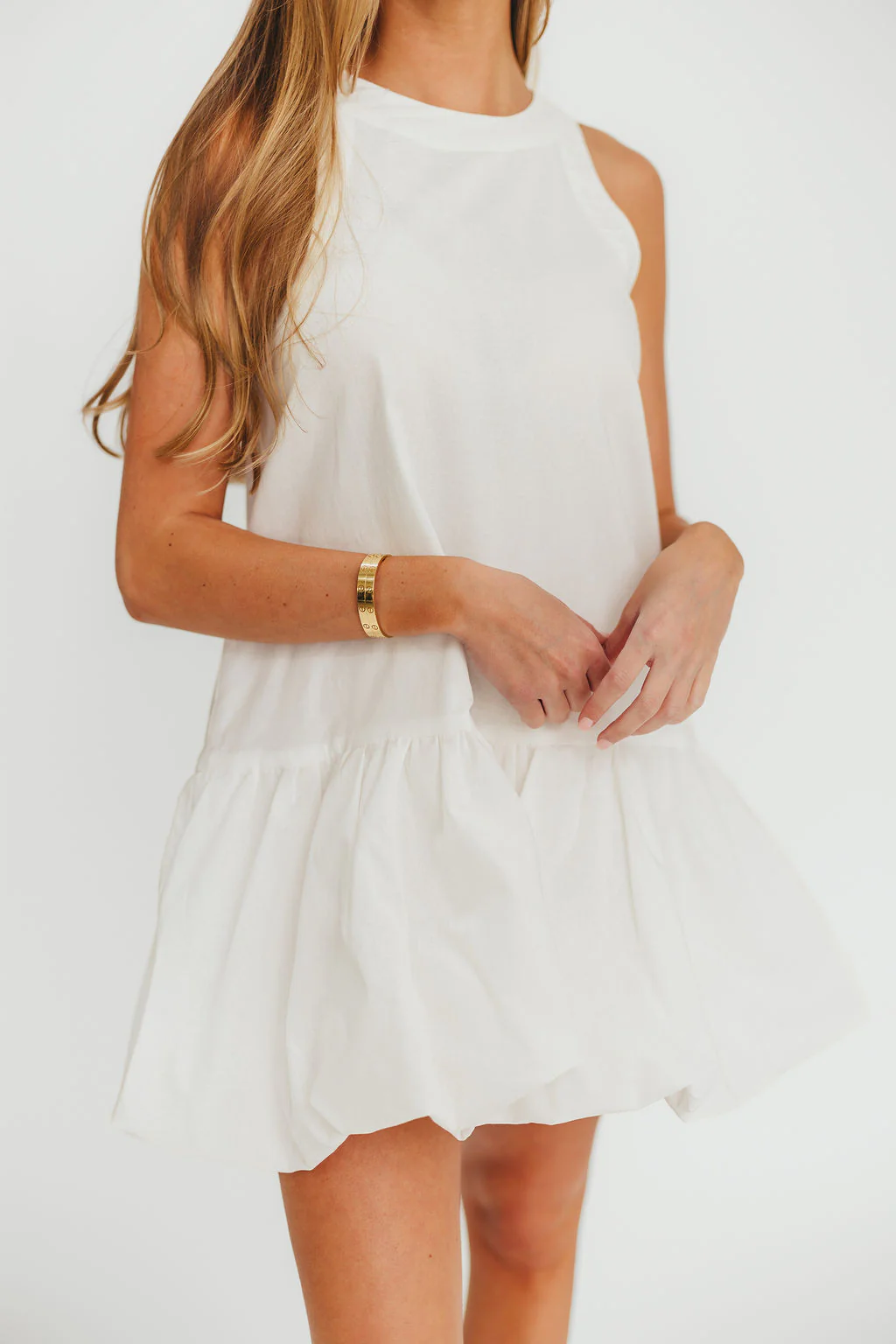 Estelle Bubble Hem Mini Dress in Off-White - Fashionser