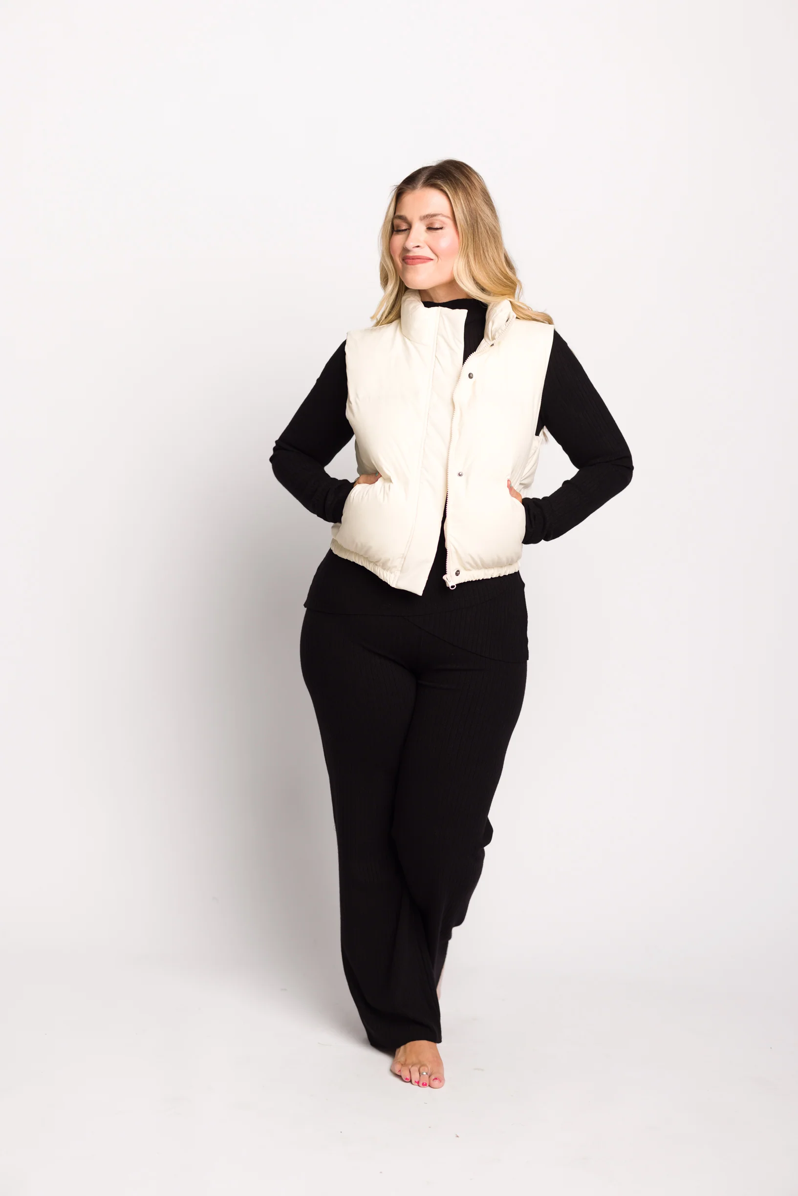 Aspen Vest in Cappuccino Foam - Fashionser