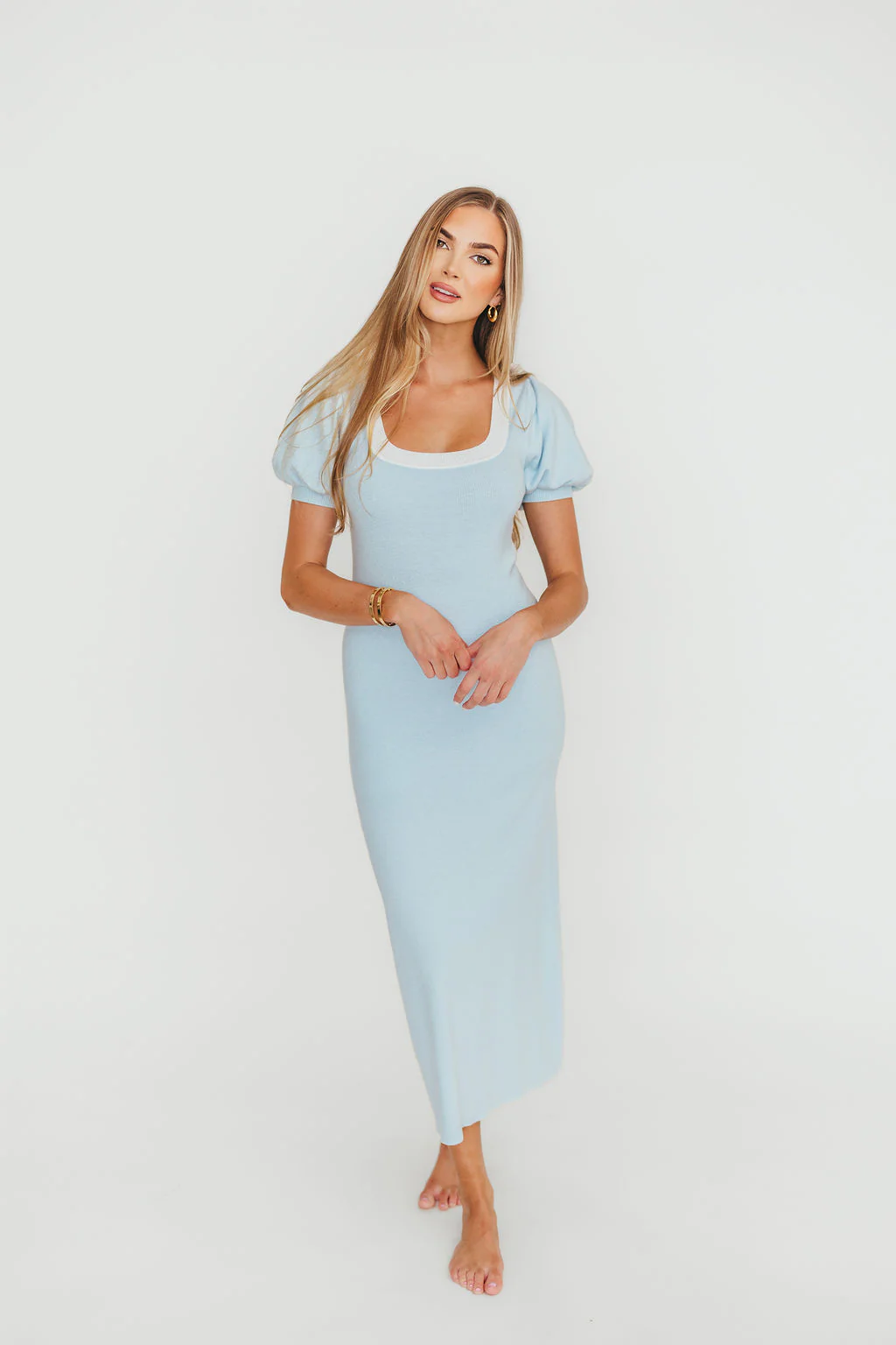 Mary Kate Bow Shoulder Sweater Maxi Dress in Sky/White - Fashionser