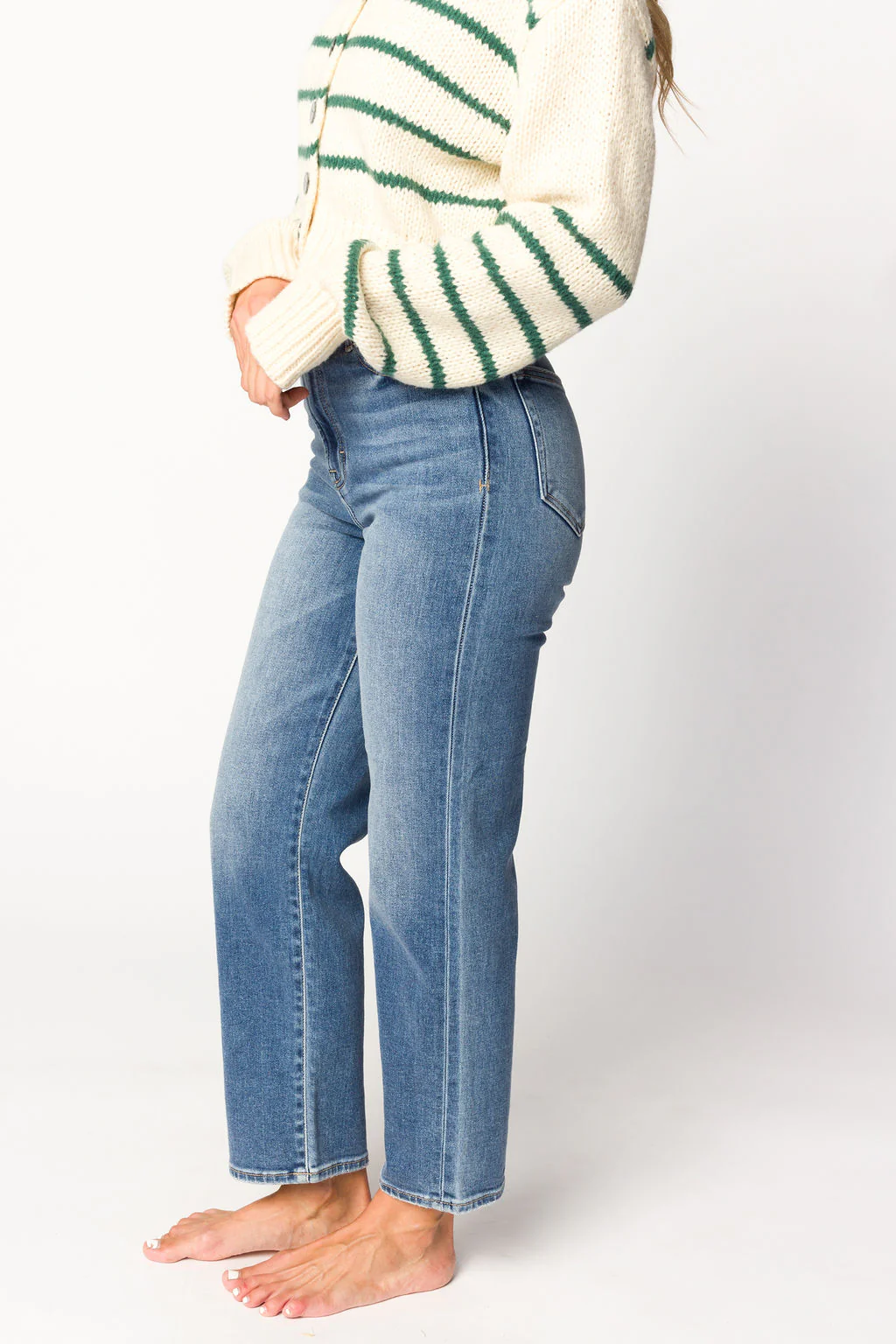 Tracey High Rise Relaxed Denim with Straight Leg in Dark - Fashionser
