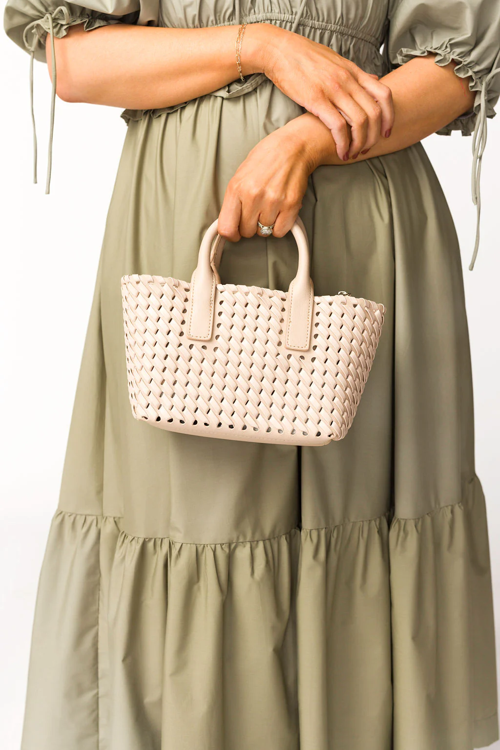 Paisley Tote in Almond - Fashionser