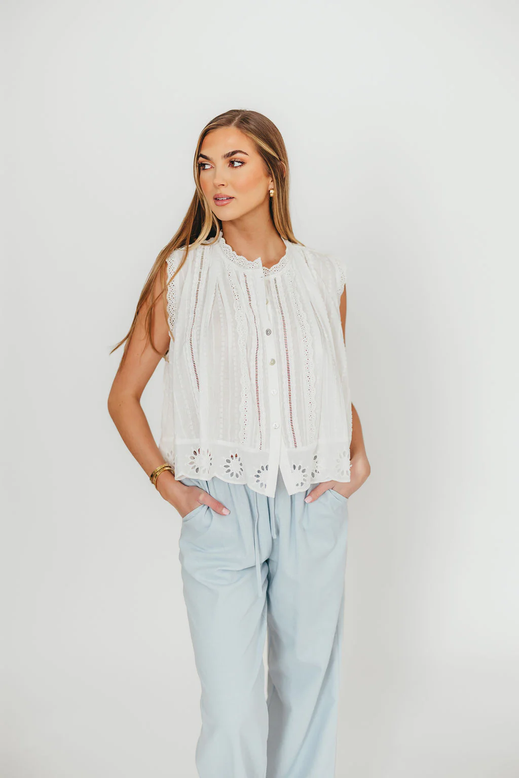 Adva 100% Cotton Eyelet Buttondown Top in Off-White - Fashionser