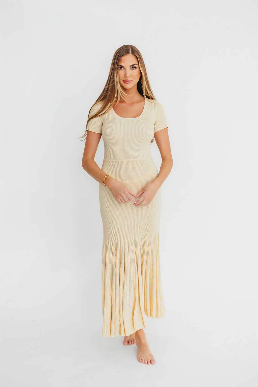 April Pleated Maxi Dress in Cream - Fashionser