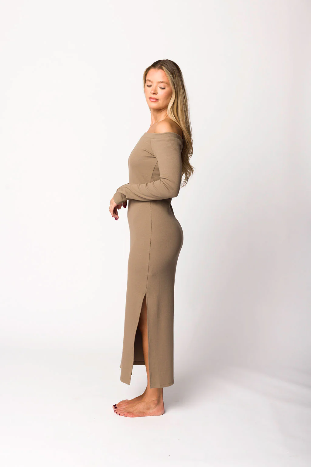 Leola Maxi Dress in Burnt Taupe - Fashionser
